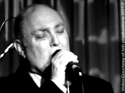 c1dew - The great BILLY VERA ORCHESTRA plays 'At This Moment' Live in Hollywood, California. Shot and Edited by teresa crespo hartendorp. Video Courtesy of tch produ...