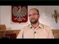 http://interwencja.interia.pl/news?inf=1181745Ksiądz ujawniał, kto nie płaci na parafię. Proboszcz z Łukawca koło Rzeszowa złamał prawo o ochronie danych osobowych i wywiesił przed kościołem listę z nazwiskami parafian, którzy nie wpłacili na budowę nowej plebanii i nowego cmentarza. Nie spodobało się to jednemu z parafian. Sprawa trafiła do sądu. Jednak postępowanie zostało umorzone.Materiał wyemitowany dnia: 22.09.2008 r.http://www.pardon.pl/artykul/6051/nie_dajesz_na_kosciol_trafisz_na_czarna_listehttp://serwisy.gazeta.pl/metroon/1,0,5638447.html