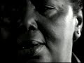 Hidden video on DVD Live in Paris from Cesaria Evora. You can see in the live performance on the background