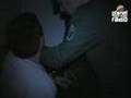 planet weck attack - polizei im schlafzimmer