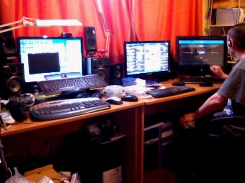 WebSurfing in the `tronix ` room equipt set-up demo 12JUNE11