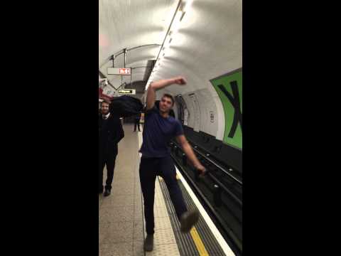how to use the london tube