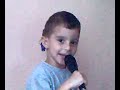 Göktuğ doğuştan işitme kayıplı.Şu an 3 yaşında.12 aylıkken cochlear implantasyonu yapıldı.Normal işiten ikizi ile aynı seviyede...