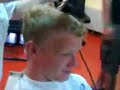 Alois beim Friseur