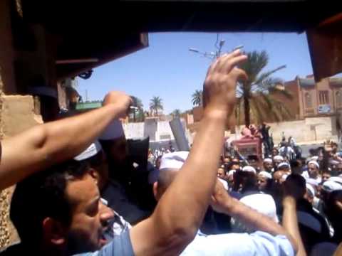 غرداية - بعد اللقاء الذي جمع الوالي بممثلين توات اثر الاحداث الأحيرة في مليكة بغرداية 6 ماي 2013.