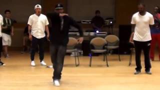 Mr. Wiggles – Freestyle with Human Beat Box Kid YAN YU