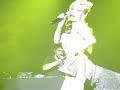 amanda lepore - champagne