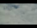 Ufo velocissimo sfreccia nel cielo ad elevata velocità