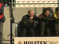 Matthias Sammer zeigt\