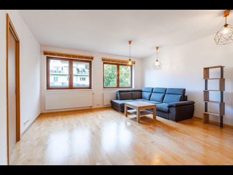 Video Prodej bytu 2+kk, balkon, sklepní kóje a v blízkosti metra C, ul. Ke Stírce Praha 8 - Kobylisy