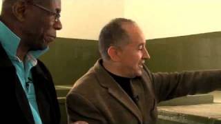 GlobeTrotter Jon Haggins TV visit Moulin Mahjoub Olive Oil Mill in Tunisia