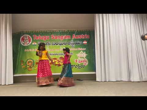 A beautiful dance by ashmitha and Krishitha