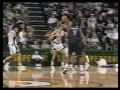 Desmond Mason dunks over the defender