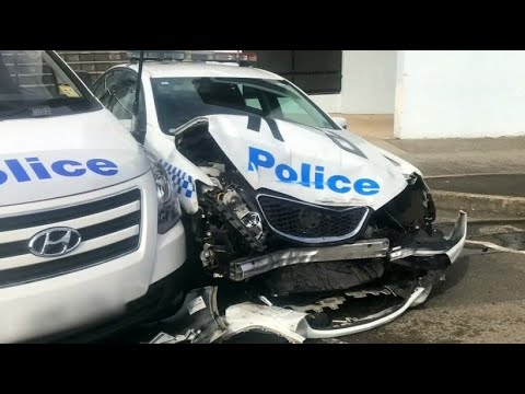 Sydney: Drogenkurier rast in Polizeiauto - mit Drogen ...