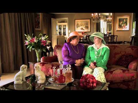 The Topp Twins: Untouchable Girls