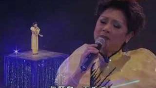 อย่าบอกว่า เพลงนี้ไม่มีใครรู้จัก ร้องโดย francis yip