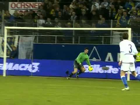 bósnia - Sem brilho, seleção brasileira ganha com gol contra no finalzinho da partida no primeiro desafio do ano. O time canarinho venceu a Bósnia por 2 a 1, Ronaldin...