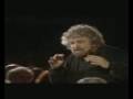 Beppe Grillo contro capitalismo e TELECOM  ( V DAY)