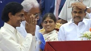 Unseen Visuals | YS Rajashekara Reddy Swearing as CM of Andhra Pradesh In The Year 2004