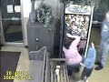 Niņa dentro de maquina de regalos Niņa dentro de maquina de regalos