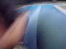 Jugando tenis con una sarten