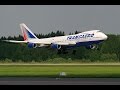 Взлёт самолёта Boeing 737