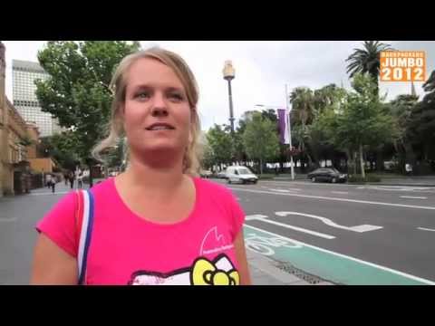 backpackers - Ieder jaar vetrekt de crew van Australian Backpackers met een grote groep backpackers richting Australië. Deze populaire reis zit boordevol extra's en is de ...