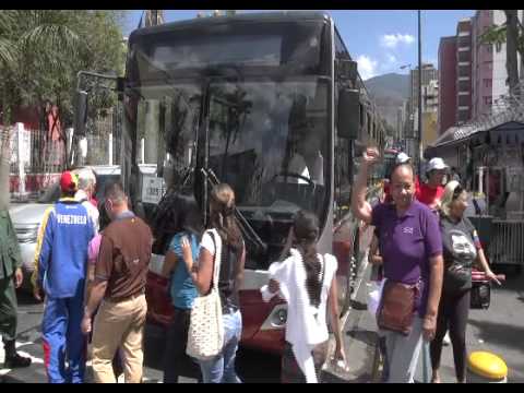cuartel de la montaña - Conozca las rutas para llegar al Cuartel de la Montaña y acompañar al presidente Hugo Chávez Frías, comandante supremo de la Revolución Bolivariana, en la pa...
