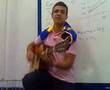 Jean cantando na sala 2