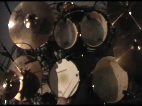 Pandora Studio - Fin décembre 2012, nous avons squatté le Swan Sound Studio (La Souleuvre, Caen) pour enregistrer un 4 titres. Au final, un trillion de kilojoules dépensés et...