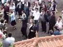 O Presidente da Comiss�o de Festas tamb�m dan�a