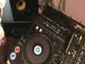 Pioneer DVJ-1000,  Using Cue points, 4 beat loop in the mix.