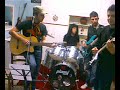 cover of famous song of nirvana's polly.

rivisitazione della famosa canzone polly dei nirvana a cura dei metaplasma con la straordinaria partecipazione di carlo d'agosto alla prima chitarra e voce.