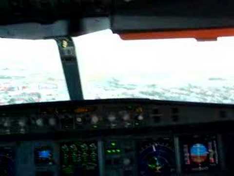 a340 cockpit landing at sydney ...