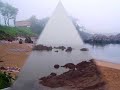 la playa de les huelgues en perlora bandera negra