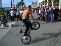 street performer in venice, biking and drums