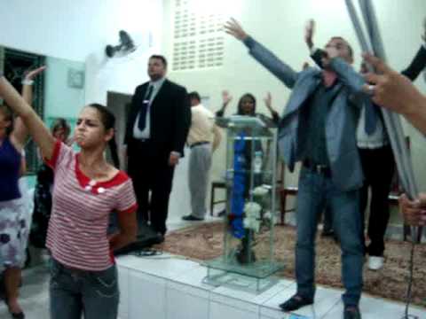 Marlon - GRANDE FOI NESSE DIA , FOI A GLÓRIA DE DEUS . DEUS PEGOU O CANTOR MARLON E USOU PODEROSAMENTE. OHHH GLÓRIA ..... 28/03/2011.