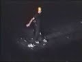 Tom Delonge Dances to the thong song