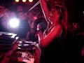 intro tecktonik  by lady tom 
enorme!! jadore 
http://pubblog01.skyblog.com