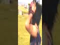 que linda  /fobia con vestido en la utna divertido