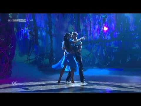 Freestyle - Petra Frey & Vadim Garbuzov - Dancing Stars 2012 Freestyle - Petra Frey & Vadim Garbuzov - Dancing Stars 2012