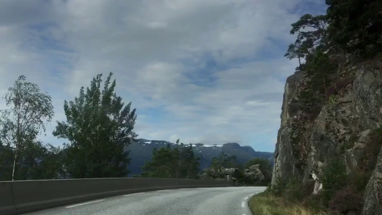 The road around Esefjorden to Balestrand. Hyperlapse on iPhone SE.