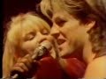 donna performing as backgrund ocal on belinda carlisle concert 88