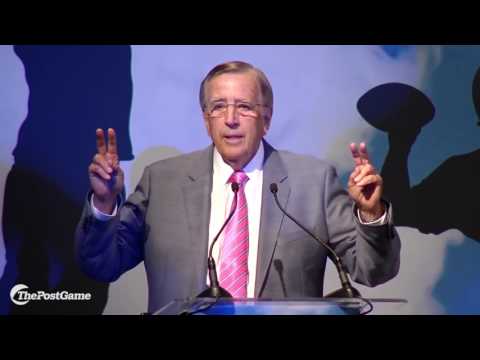 Photo: Ed Orgeron Gives Brent Musburger 'Go Coach Oeaux' T-Shirt