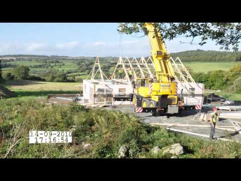 House (Building Function) - 22564 pictures, 15 minutes full animation edited down to 5 minutes. Camera Nikon D5000 time lapse function integrated, one picture every minutes. Enjoy ! Hou...