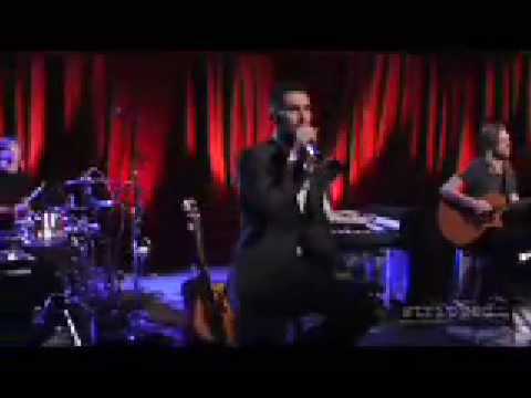 Maroon 5 - Makes Me Wonder Acustic