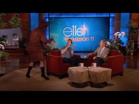 hayes - He's charming, hilarious, and a dear friend of Ellen's. Clearly she had to scare the pants off him. This might be Ellen's best scare yet!