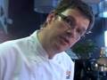 videos de HA! HA's! Simon Blunt makes a Chicken breast with parma ham