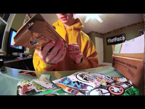 berlinwood - I don't film unboxings often, but I just felt like it :) Awesome stuff, thanks a bunch Timo, everyone support Berlinwood! www.flatfacefingerboards.com www.be...