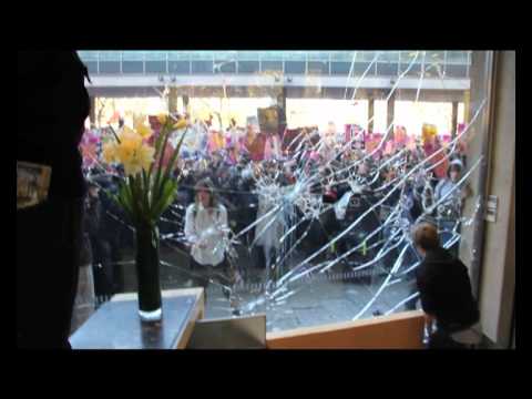 millbank tower - 10.11.10 52000 students and lecturers poured on the streets of London to protest against education cuts and rising tuition fees. The march lead them to the ...